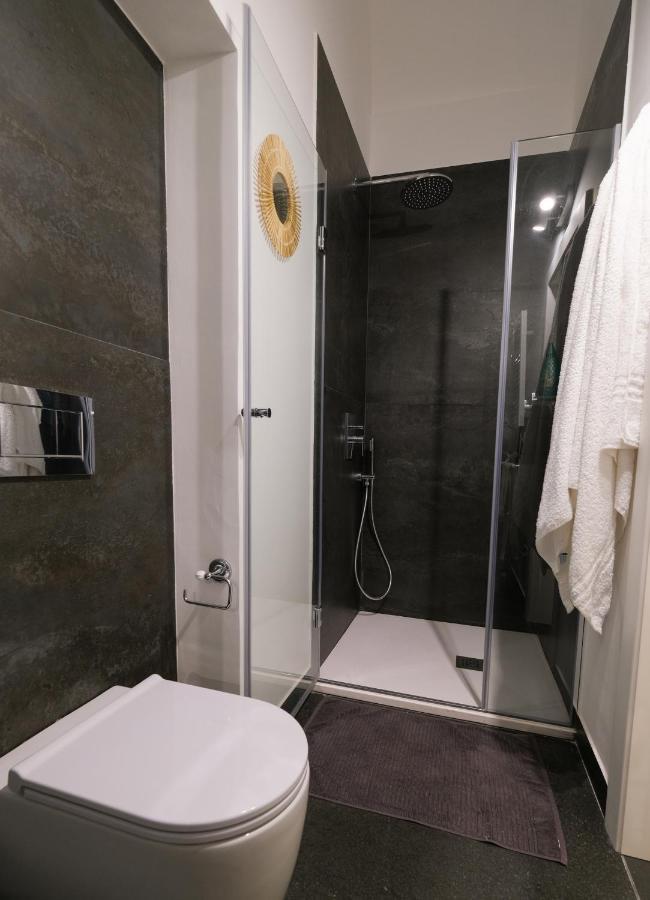 Old Stone House Apartment Bari Luaran gambar